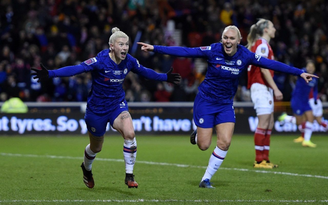 Chelsea Defeat Arsenal With Stoppage Time Winner To Secure