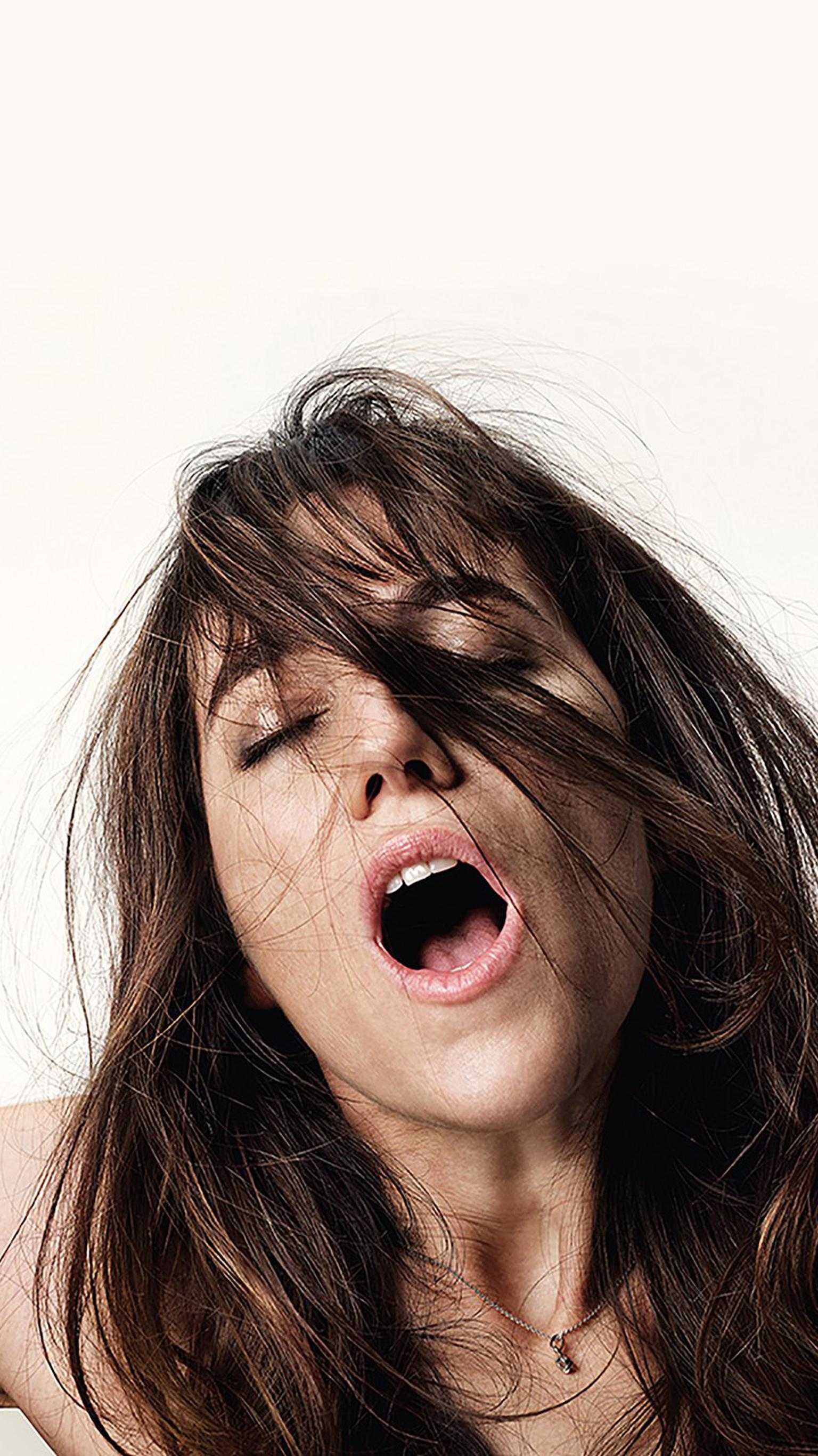 Nymphomaniac: Vol. II Phone Wallpaper