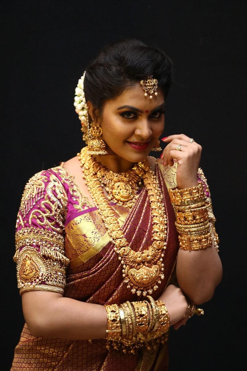 Actress Rachitha Mahalakshmi Silk Saree HD Image. New Movie Posters