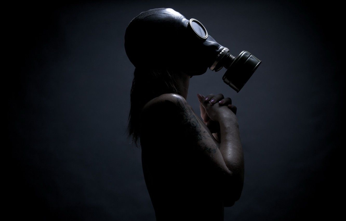 Wallpaper girl, pose, gas mask image for desktop, section