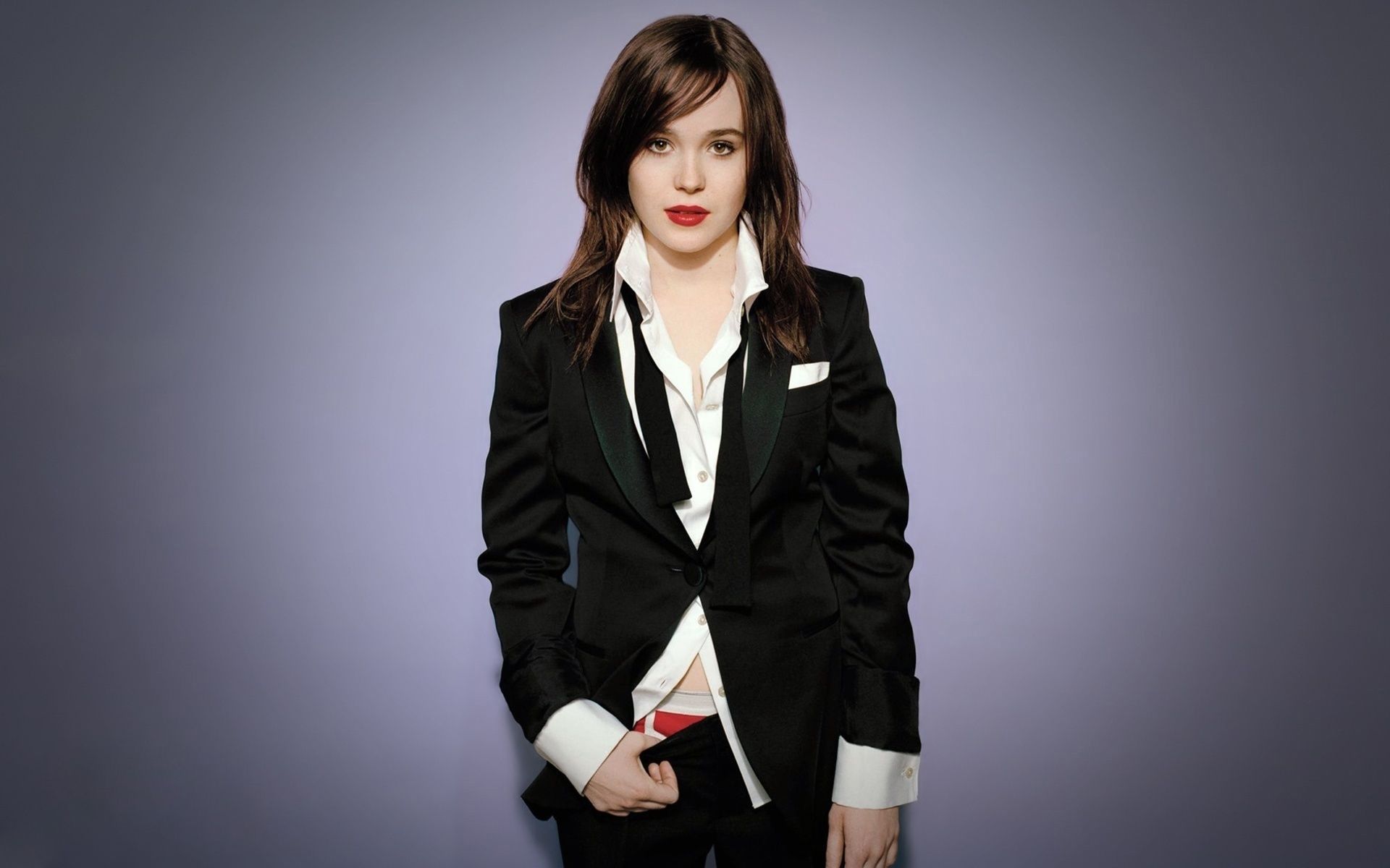 women, Ellen Page, actress, suit wallpaper