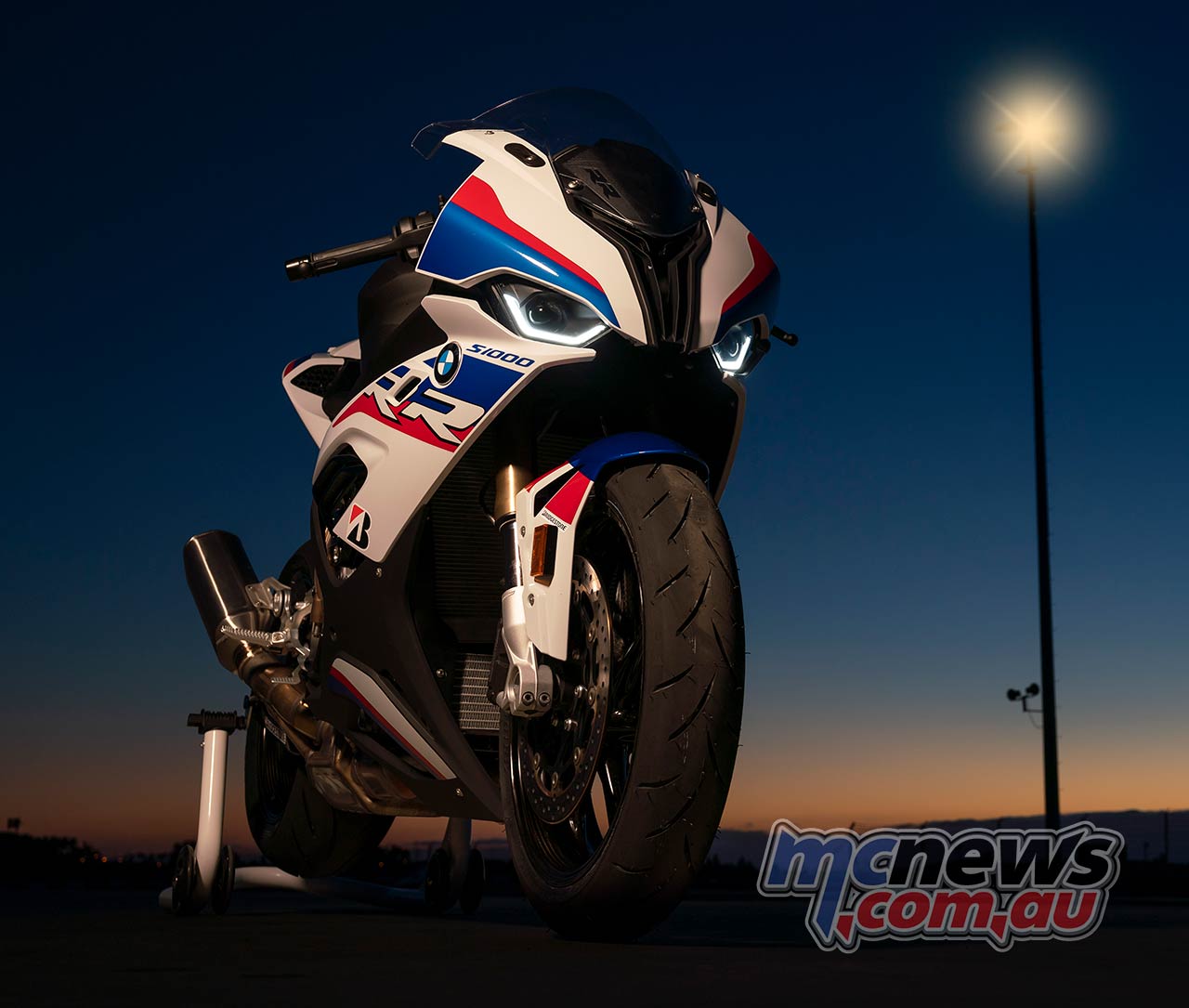 BMW S 1000 RR M Review. Motorcycle Test. Motorcycle News, Sport and Reviews