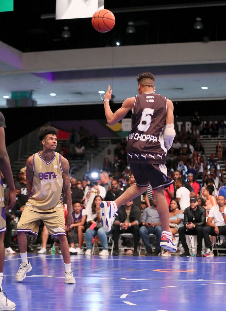 Blueface Leaves NLE Choppa In The Dust While Running Routes