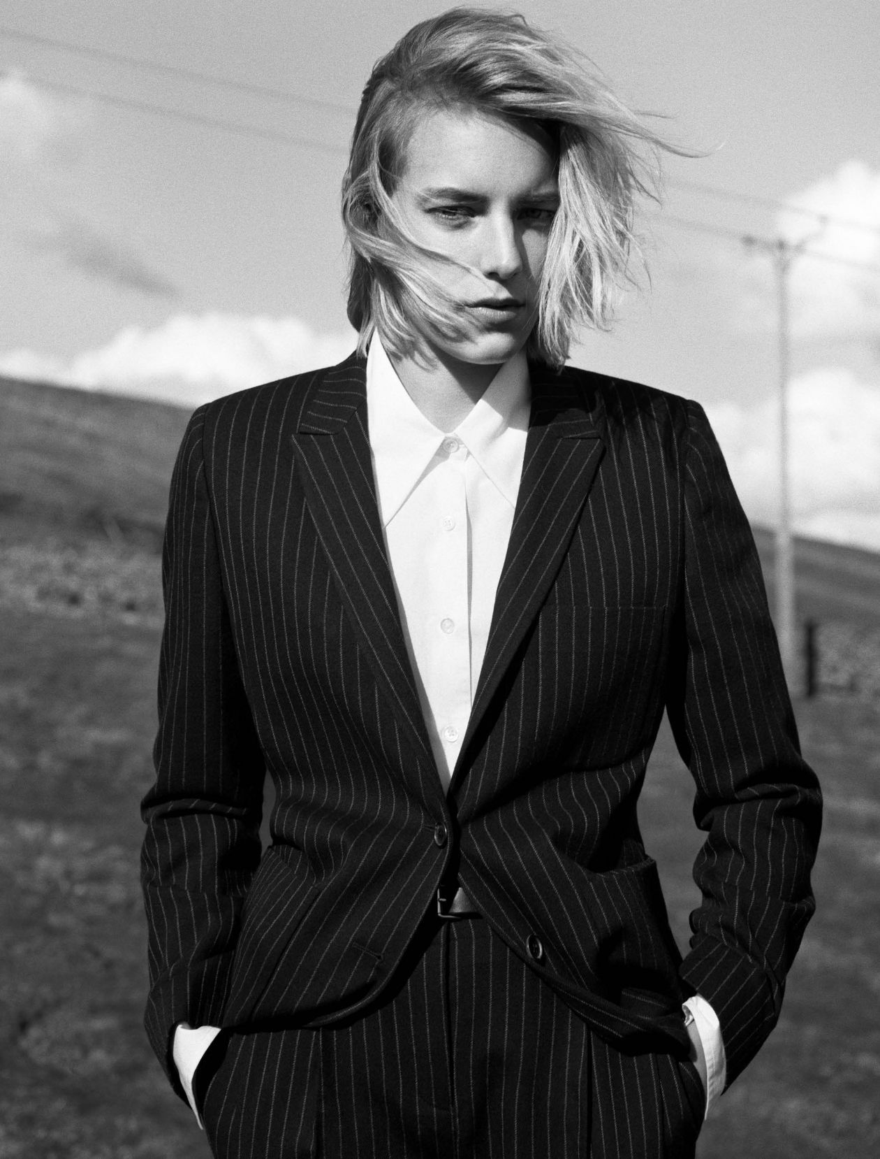 Erika Linder Abs