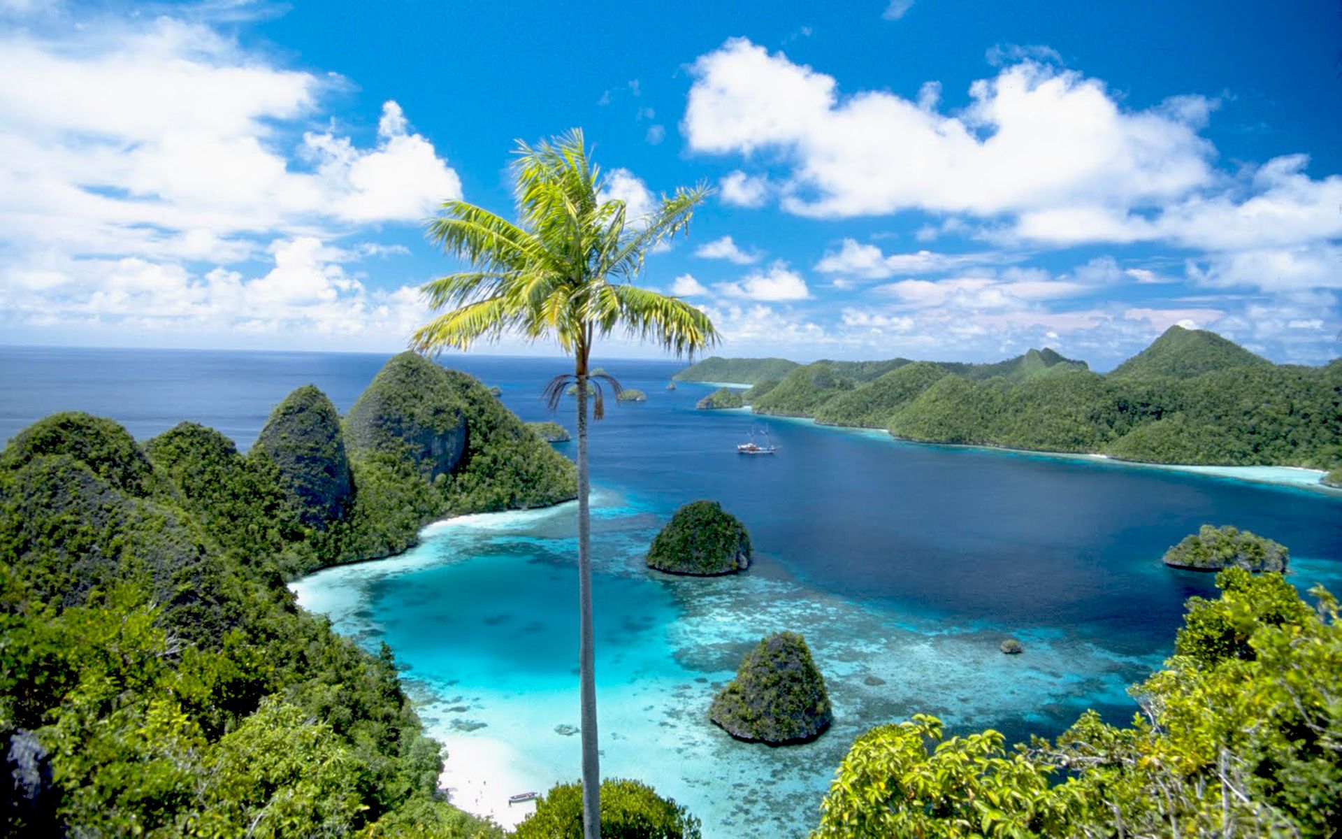 Raja Ampat Islands West Papua Timur, Indonesia Beautiful HD