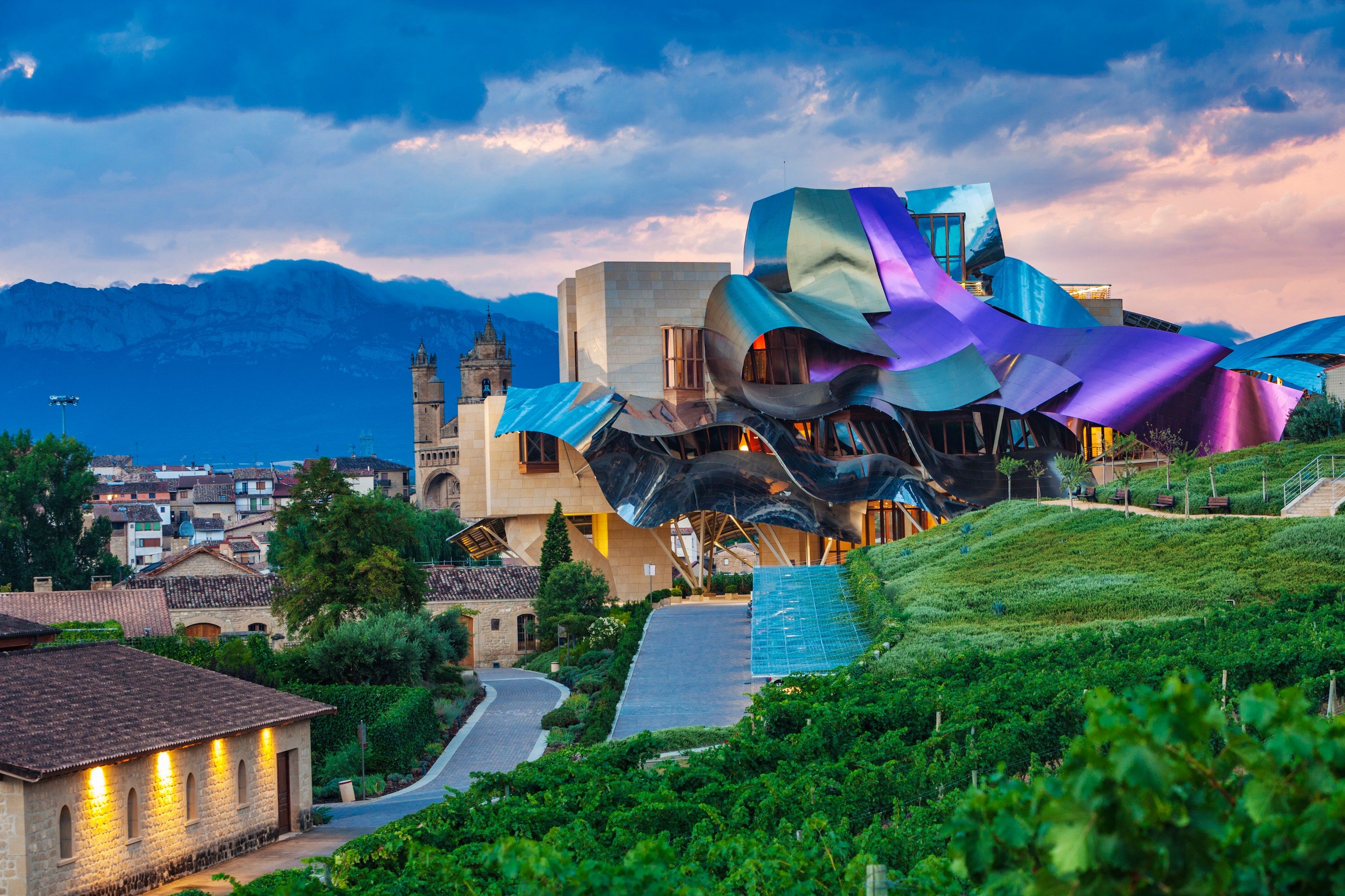 Frank Gehry Buildings and Architecture