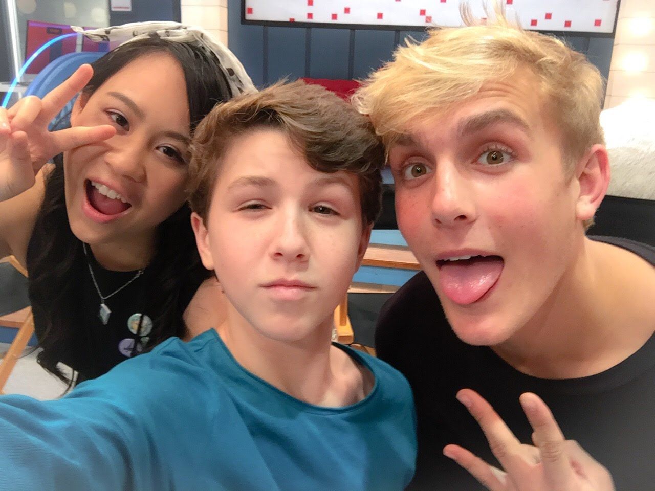 Star reporter Cassandra Hsiao sits down with Bizaardvark's Ethan