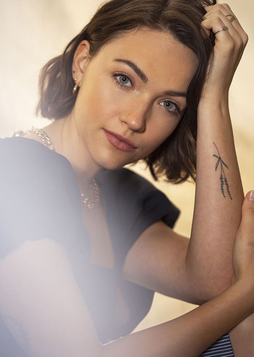 Violett Beane wallpaper