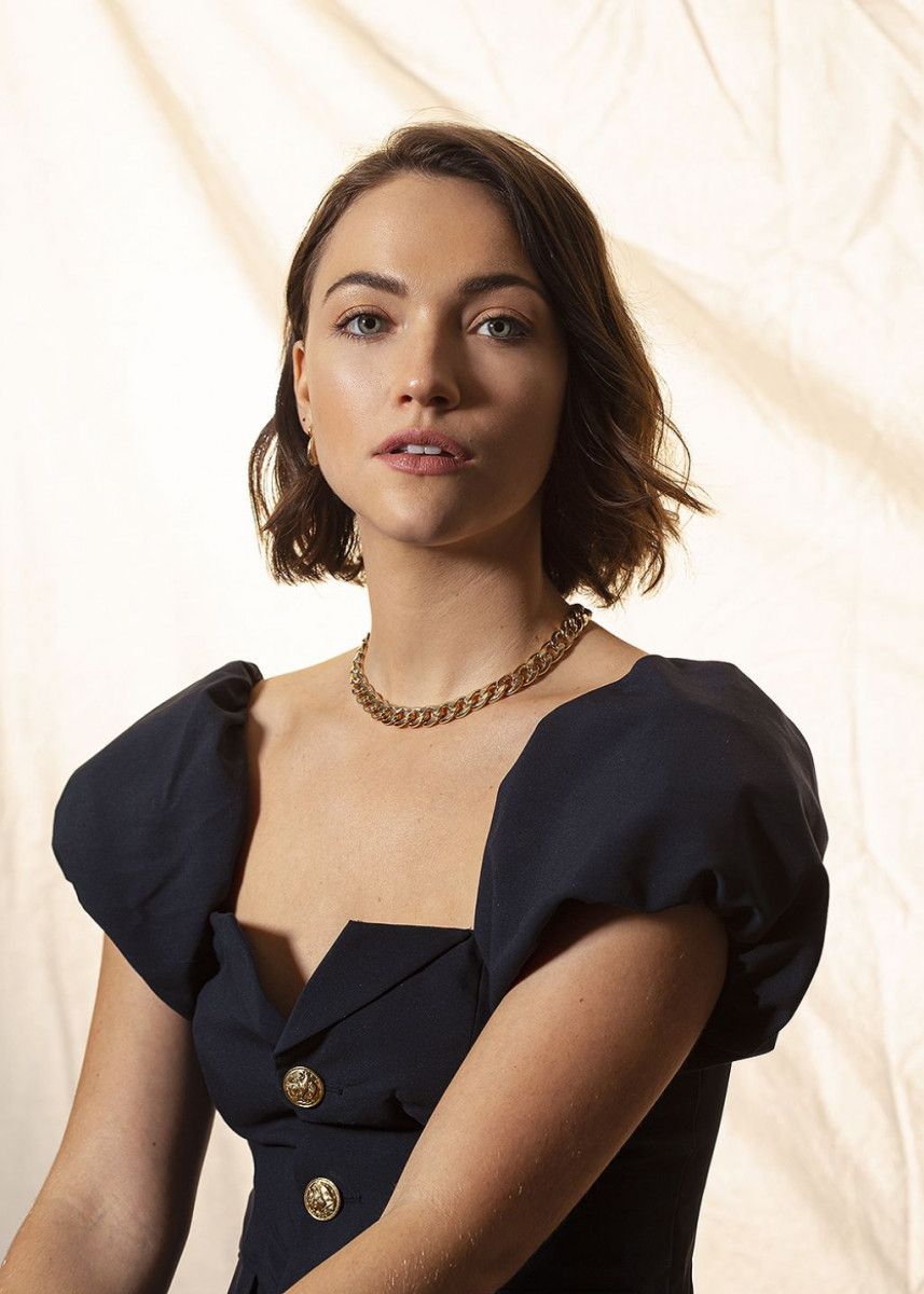Violett Beane wallpaper