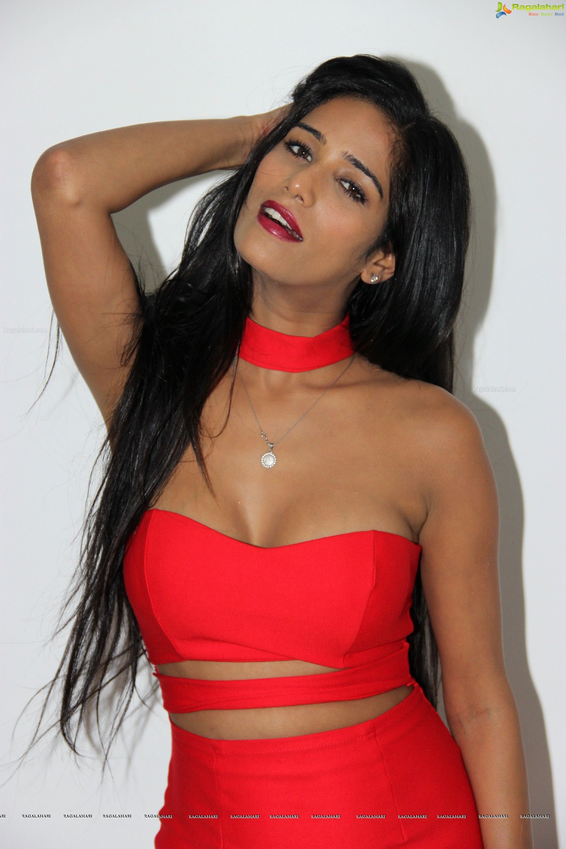 Poonam Pandey HD Hot Picture