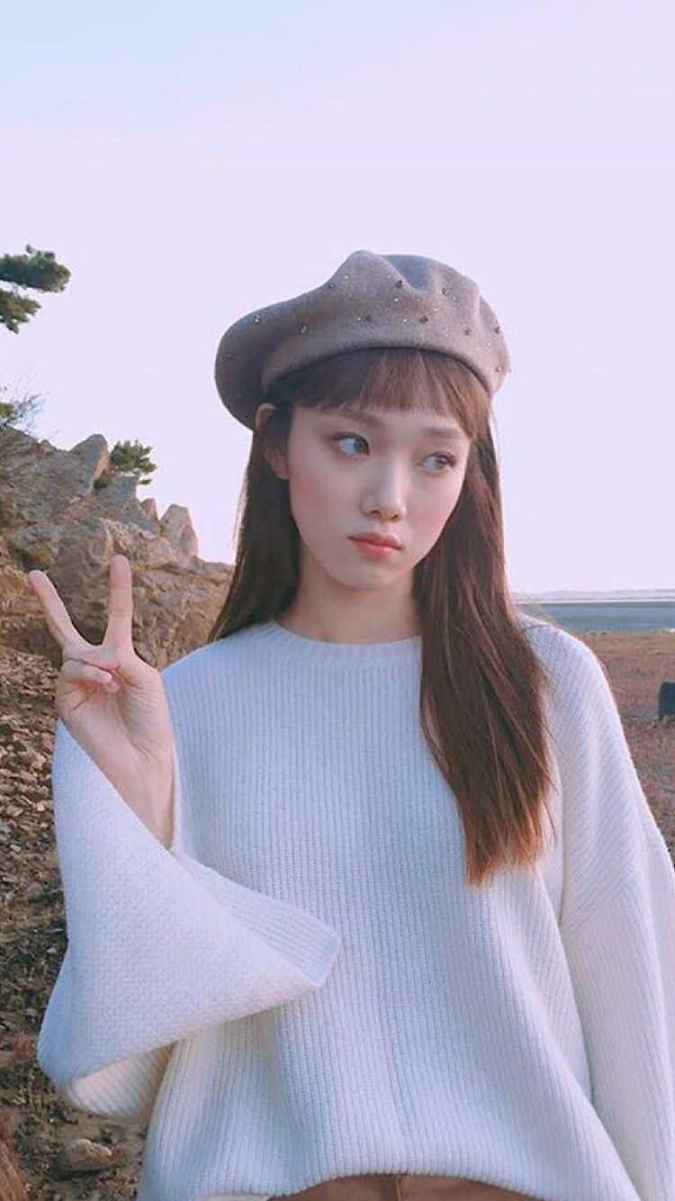 Lee Sung Kyung Wallpaper