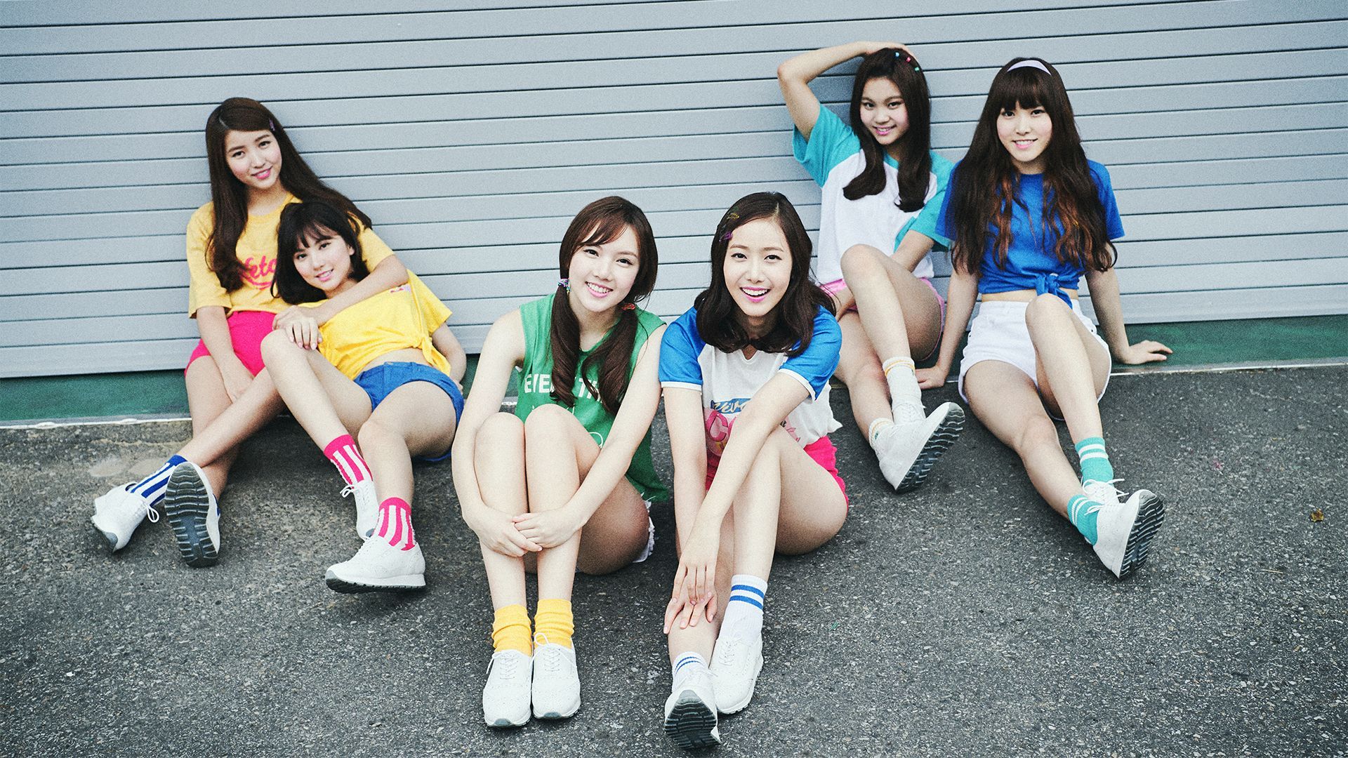 Desktop Wallpaper / 여자친구 GFRIEND. Studio album, Lol