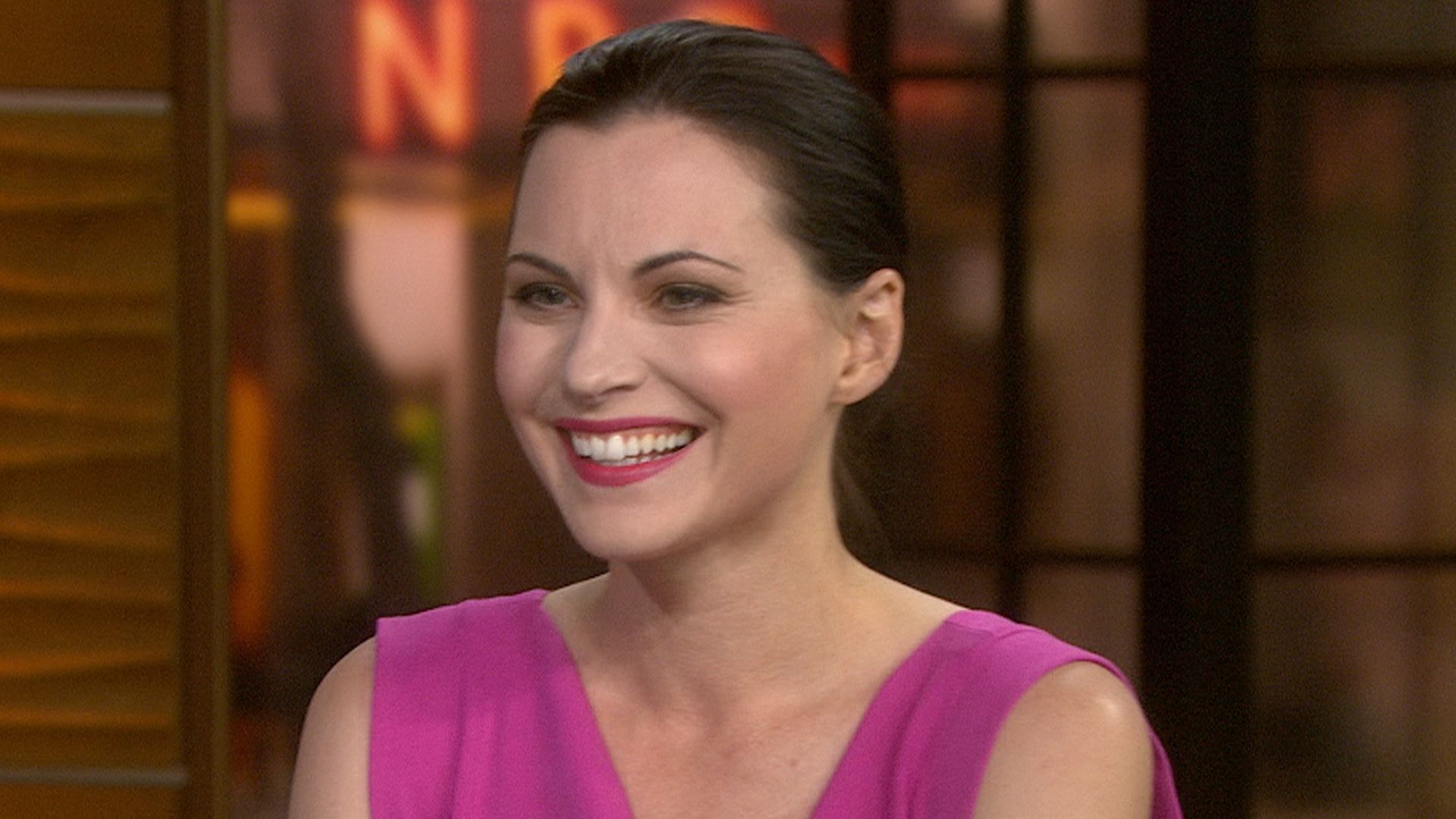 Jill Flint teams up with Michelle Obama on 'Night Shift' .