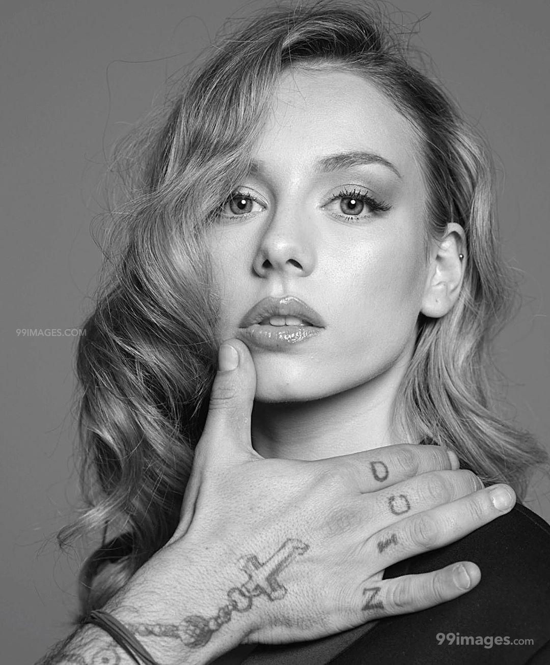 Ester Expósito Image, HD Photo (1080p), Wallpaper