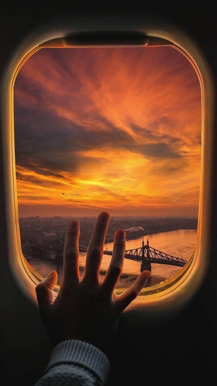 Plane Window View iPhone Wallpaper. Plane window view, Window photography, Sky aesthetic