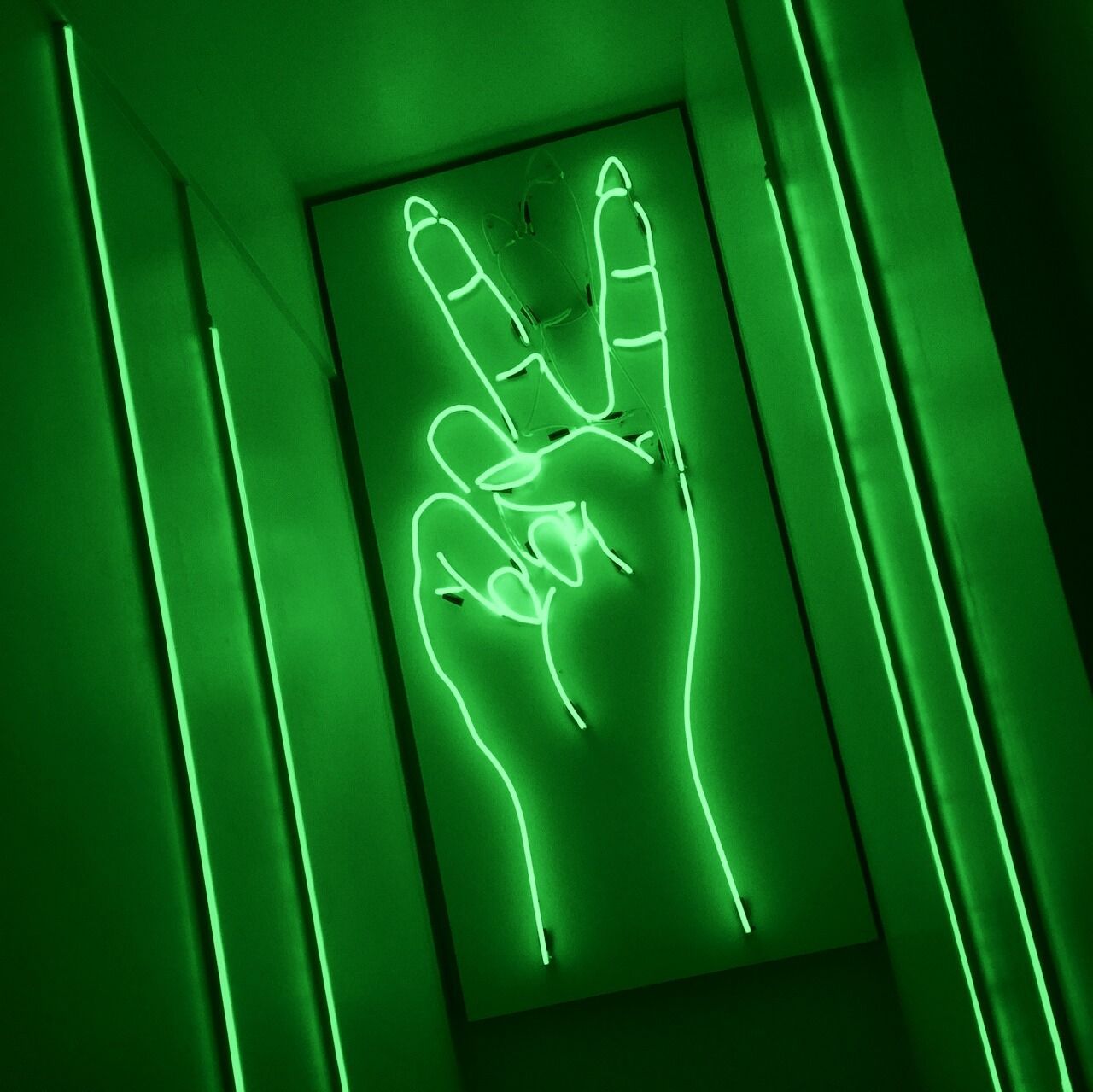 Neon Green Aesthetic Wallpaper Free Neon Green Aesthetic