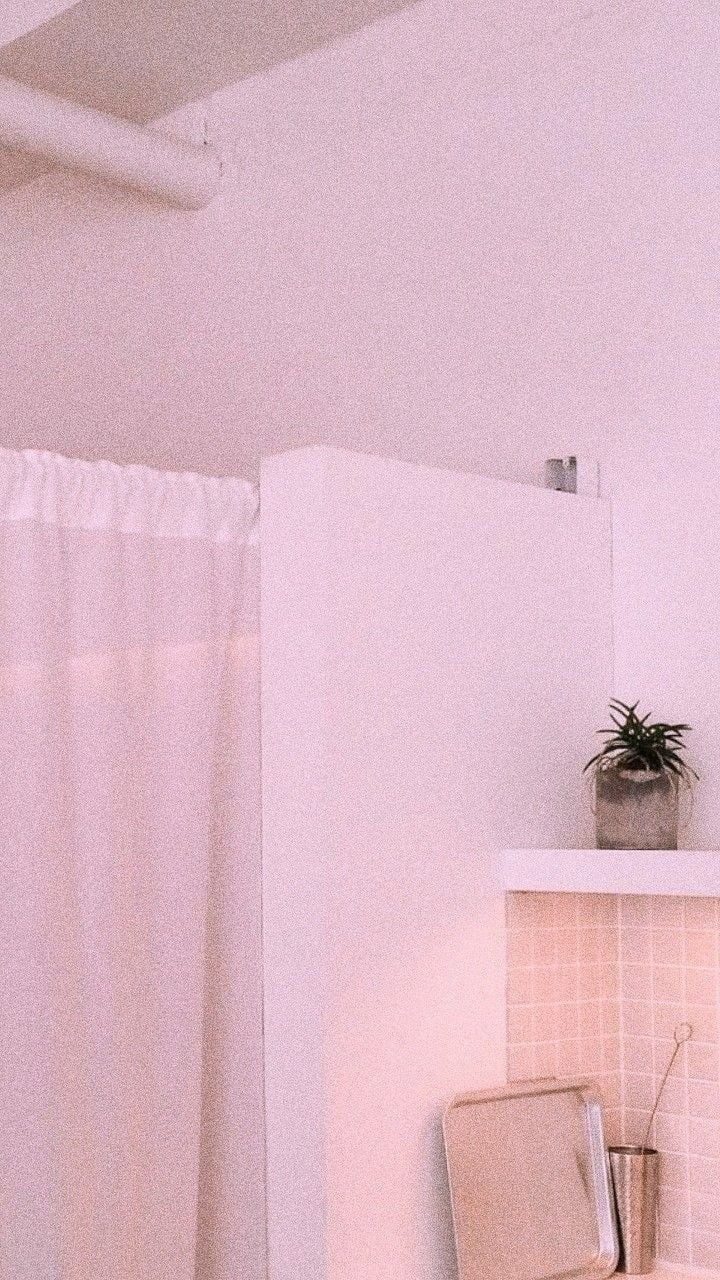 Soft Pink Grunge Aesthetic Wallpaper