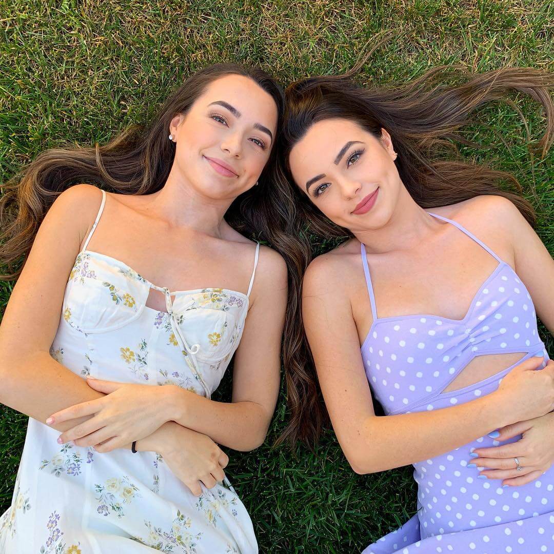 Hot Picture Of Merrell Twins Will Drive You Nuts For Them