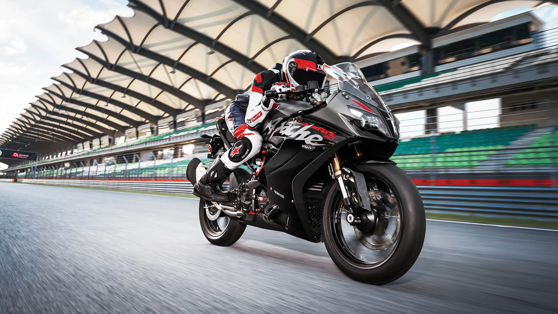 The All new 2020 TVS Apache RR310 Features, Specifications