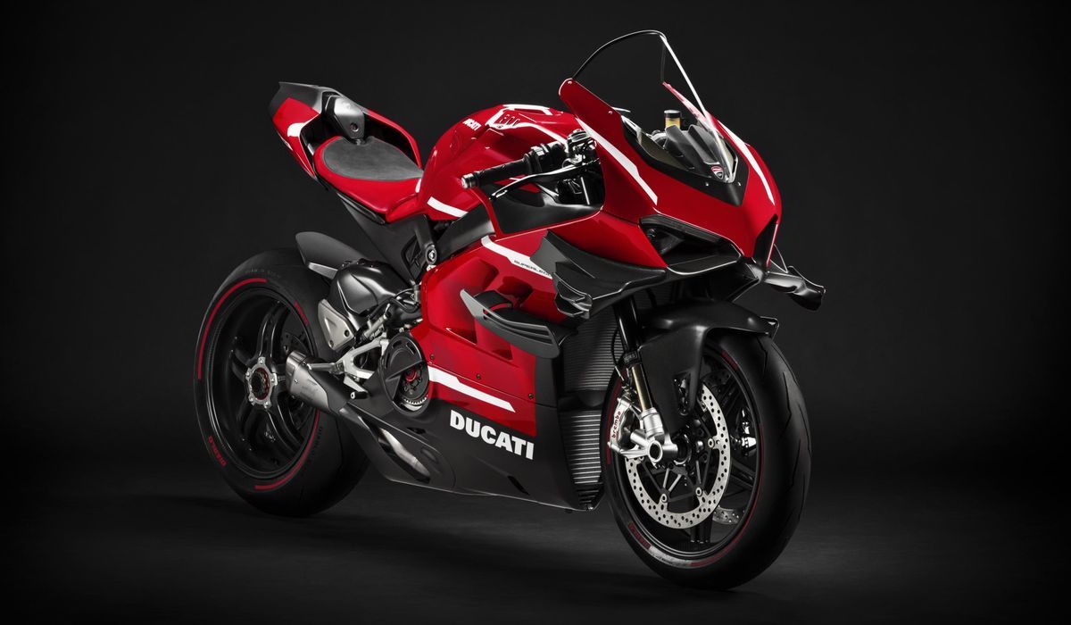 152kg, 231bhp Ducati Panigale V4 Superleggera Arrives With $100k