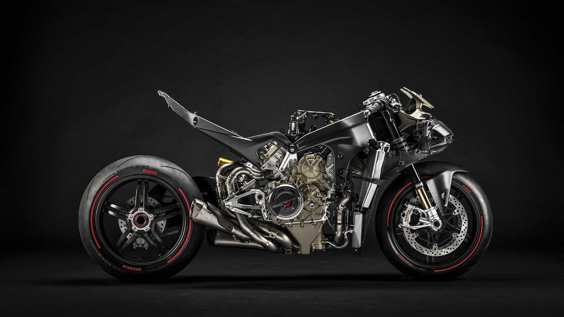 2020 Ducati Panigale V4 Superleggera (10). IAMABIKER