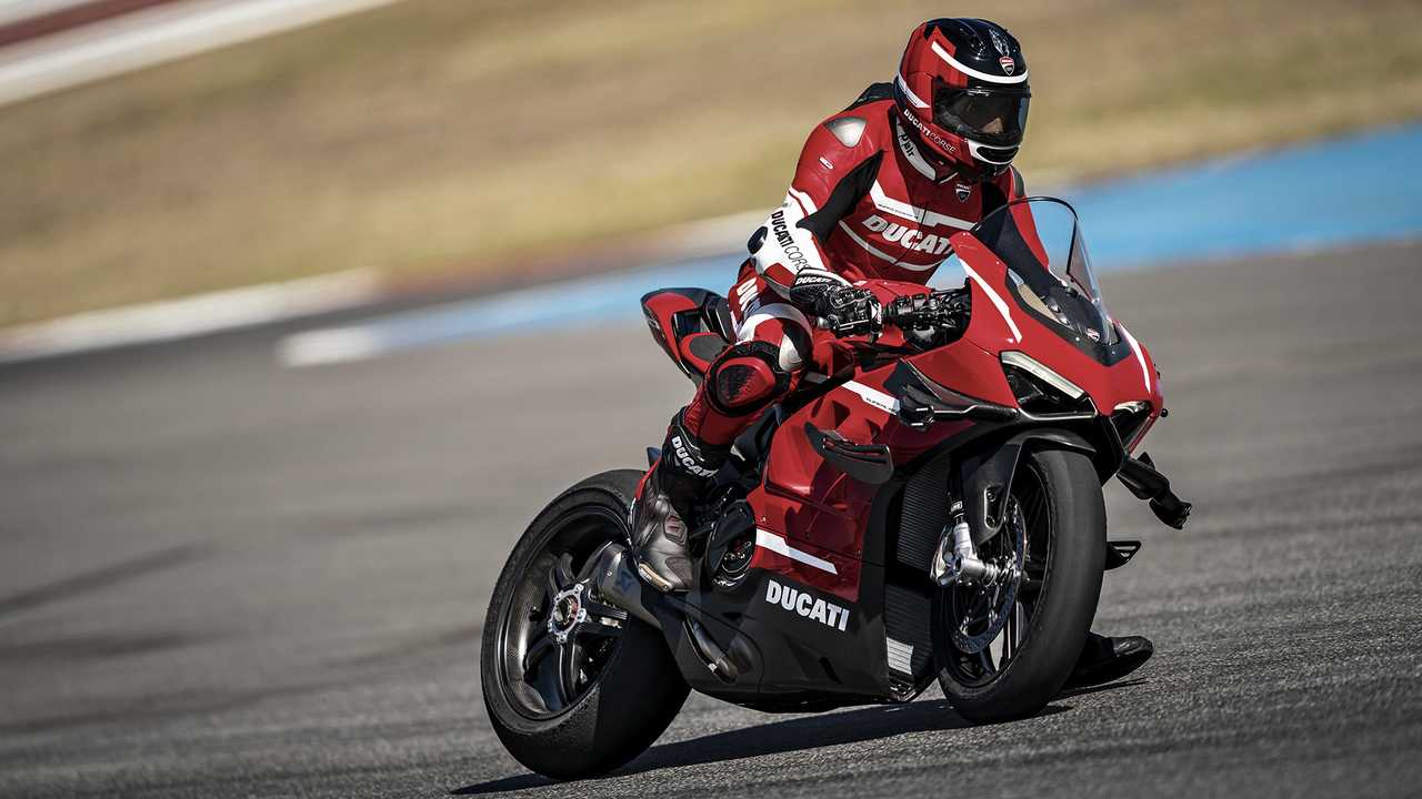Ducati Unveils The New Superleggera V4 And It's Spectacular