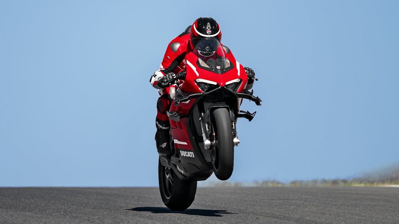 Video: Image of the Ducati Superleggera V4 in action