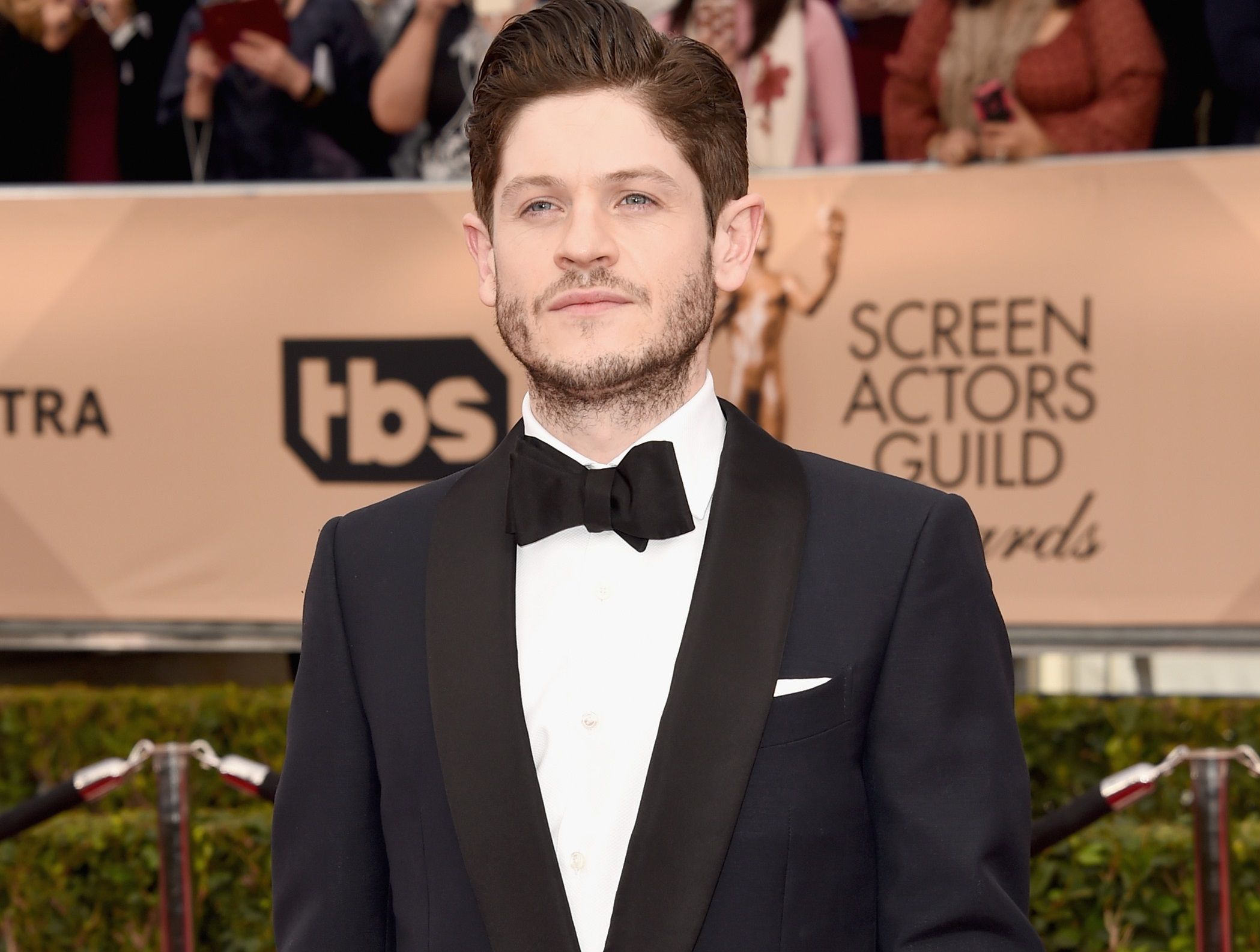 Iwan Rheon Wallpapers - Wallpaper Cave