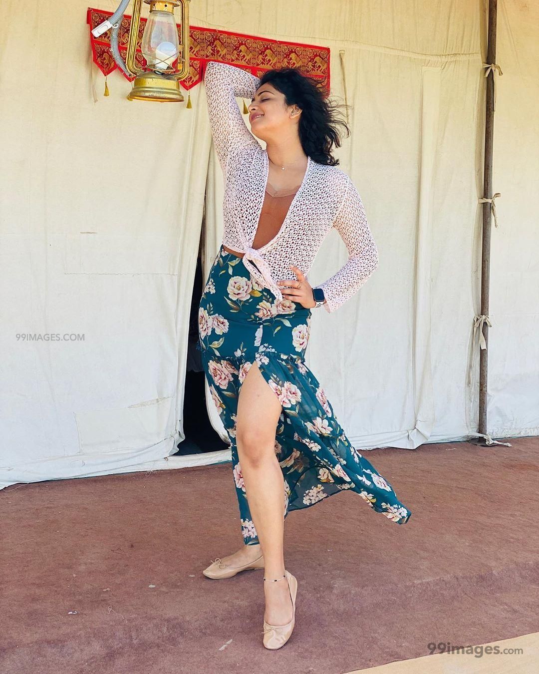 Hariprriya Hot HD Photo & Wallpaper for mobile Download