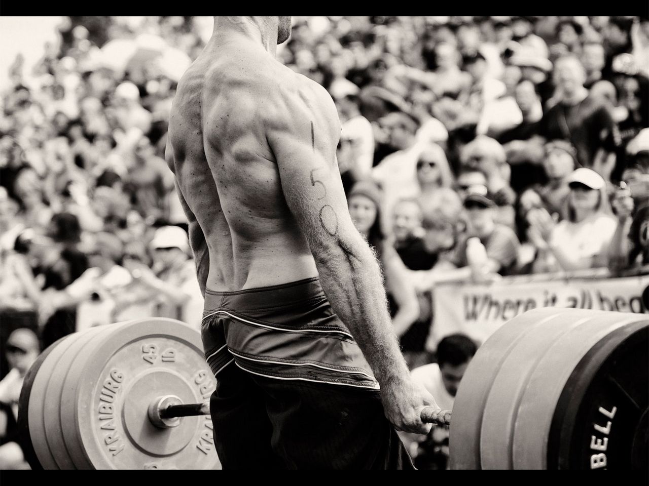 Download wallpaper 1280x960 weightlifting, back, sportsman, weight