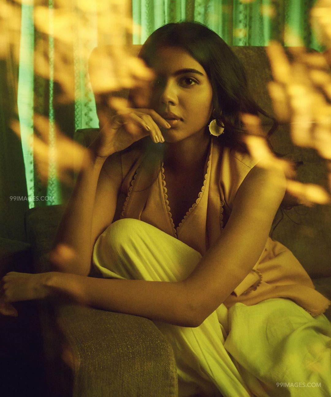 Kalyani Priyadarshan Latest Hot HD Photo / Wallpaper