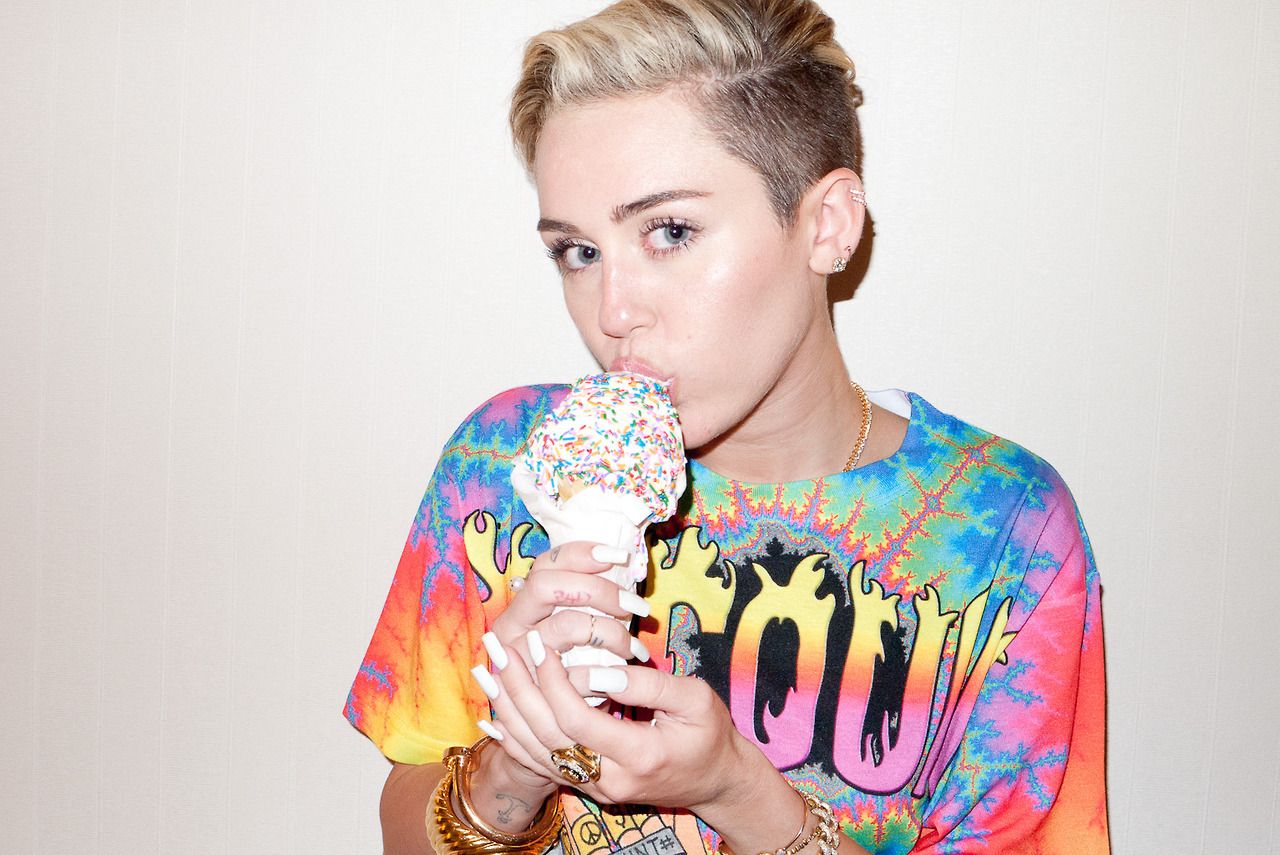 Free download Miley Cyrus image 50 wallpaper Qularicom [1280x855] for your Desktop, Mobile & Tablet. Explore Miley Cyrus HD Wallpaper. Miley Cyrus Background, Miley Cyrus Wallpaper, Miley Cyrus HD Wallpaper
