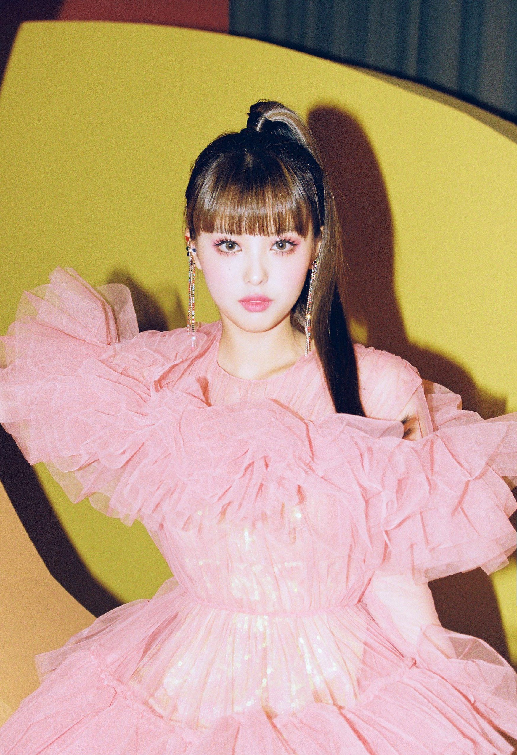 Momoland Thumbs Up Concept Photo (HD HR)-Pop Database