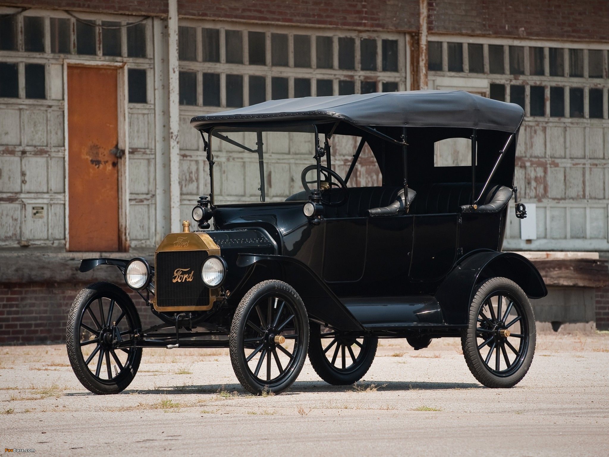 Ford Model T Touring 1916 wallpaper (2048x1536)