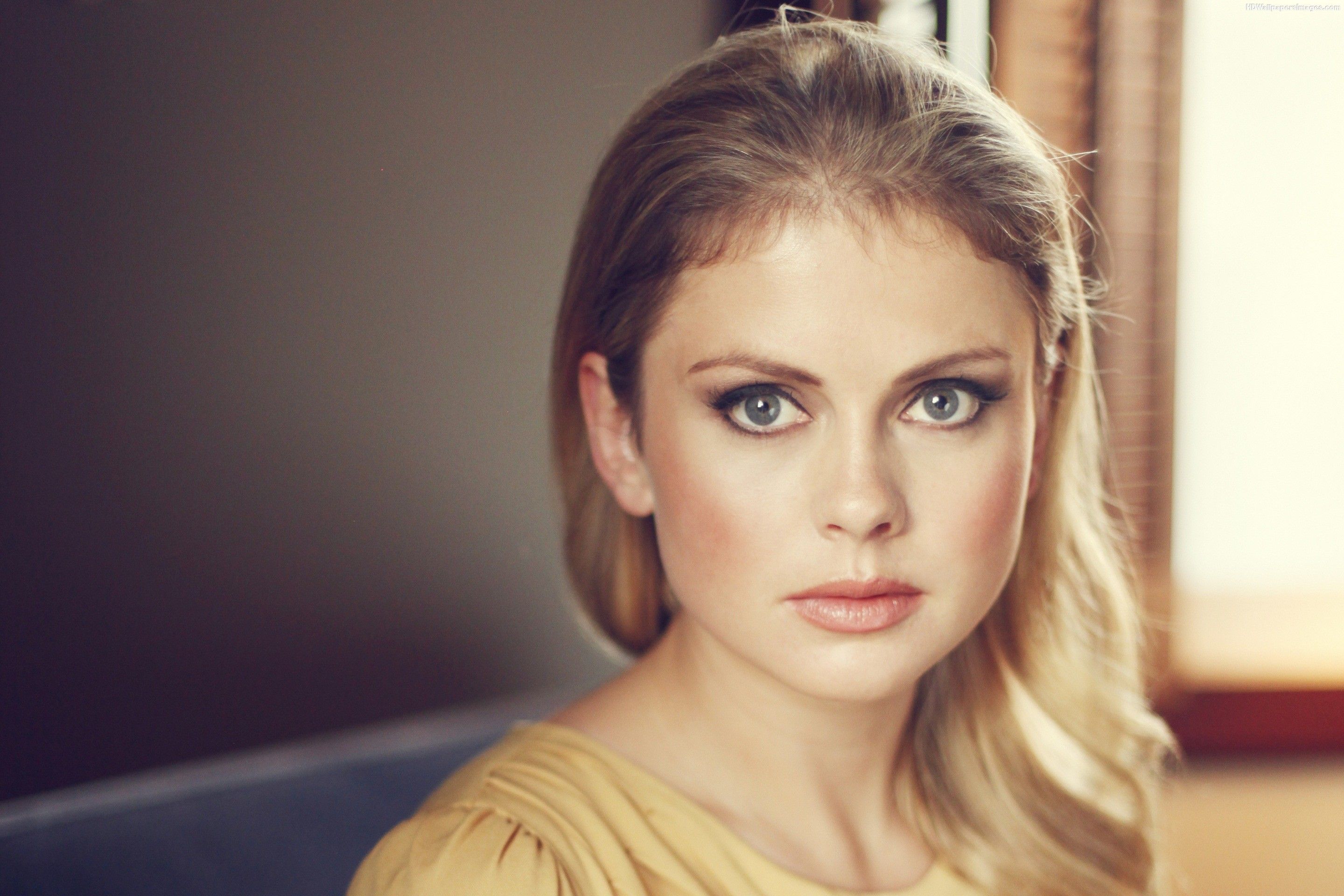 Beautiful HD Rose Mciver Wallpaper