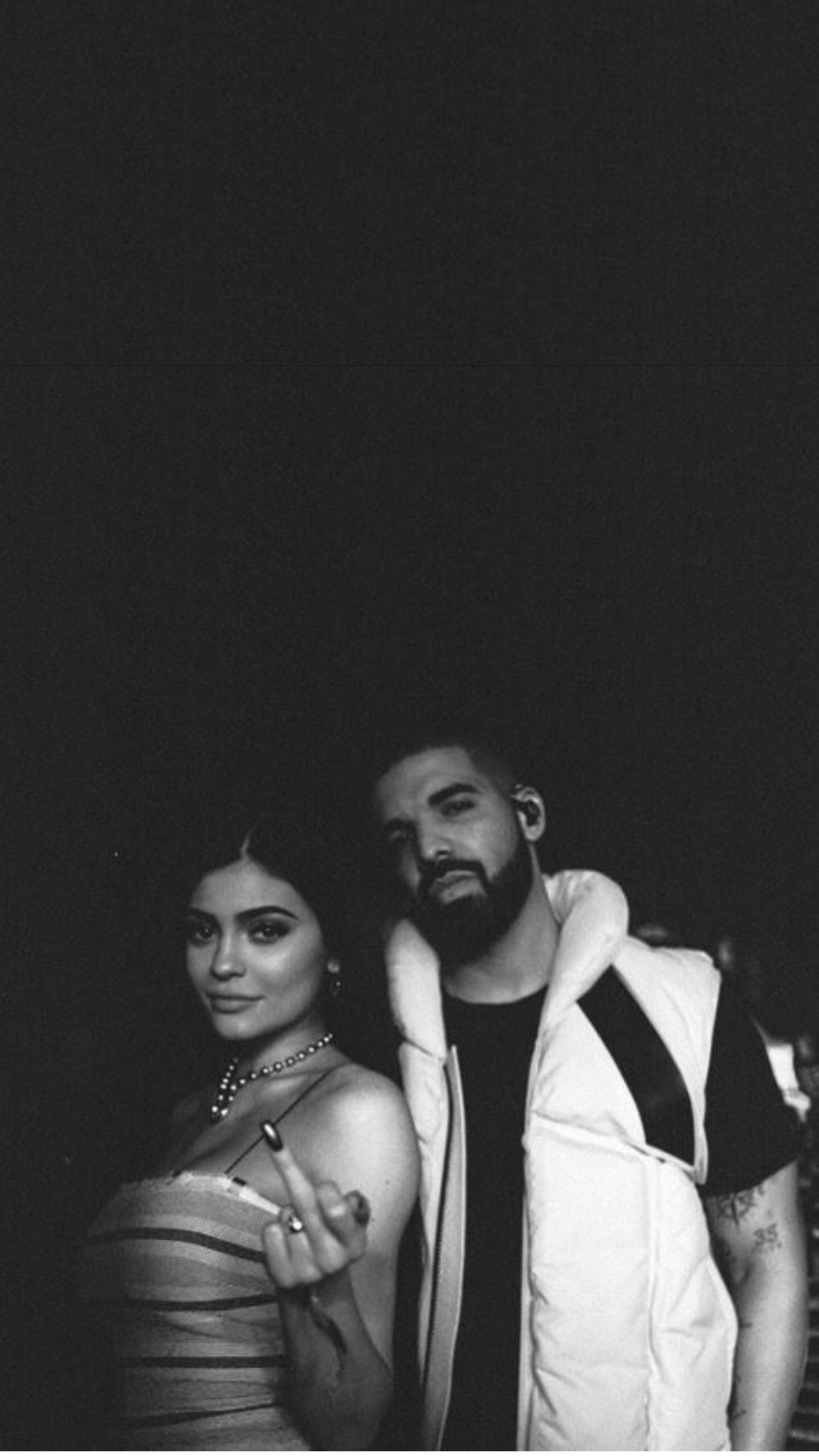 Kylie Jenner and Drake wallpaper #decorativo. Drake wallpaper