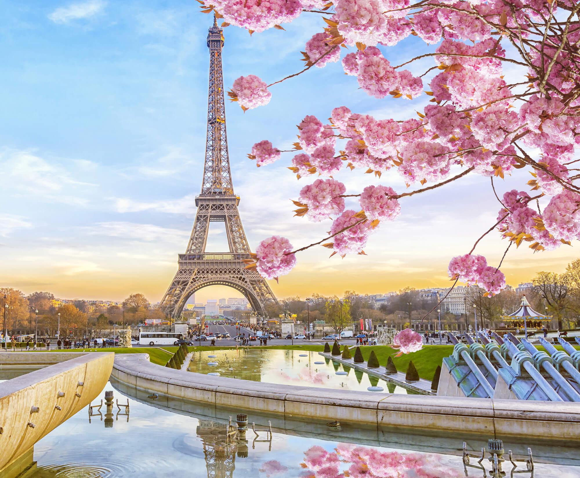 paris travel in spring