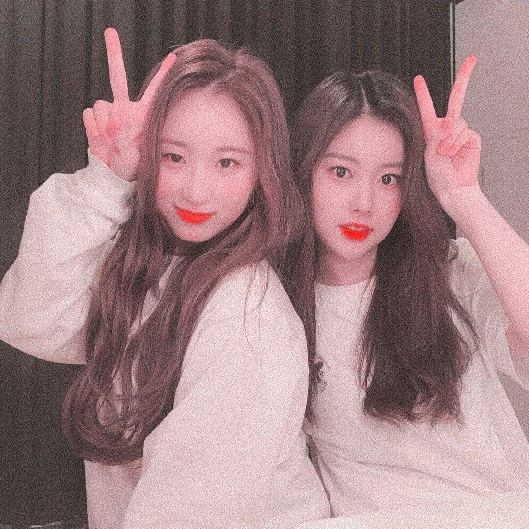 lee #chaeyeon #kang #hyewon #izone #psd #icon #aesthetic