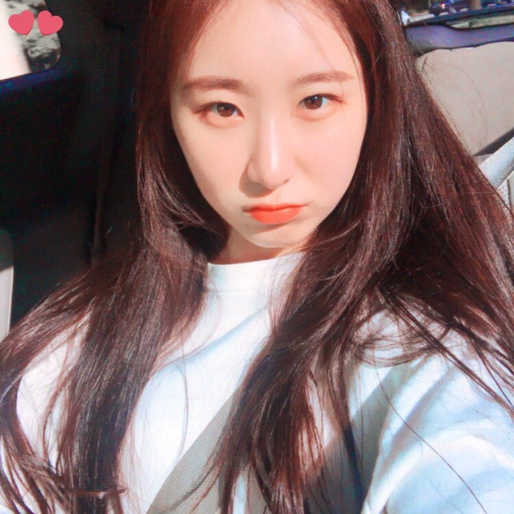 PRODUCE48 #CHAEYEON #LEECHAEYEON 《 ♡ 》. Selca, Rapero