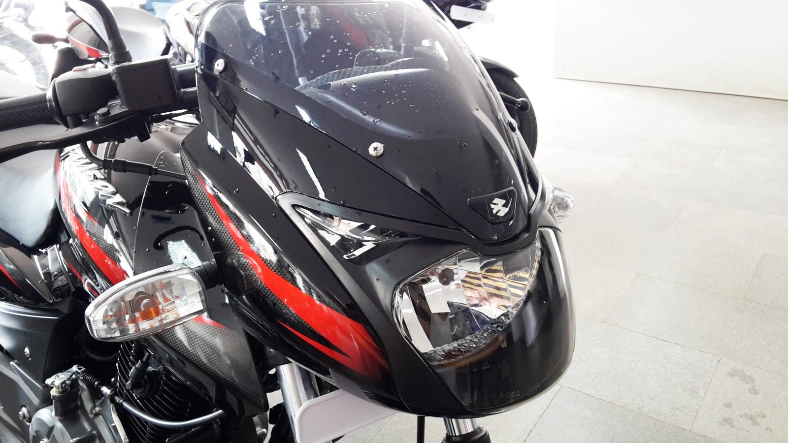 Pulsar 180 Price In Bangalore Wallpaper