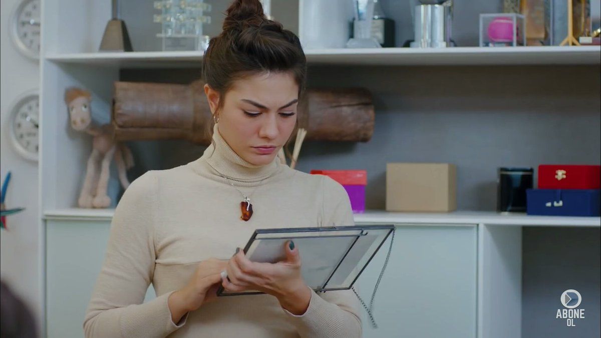 NimaJ15 just at that moment you know, Sanem Aydin