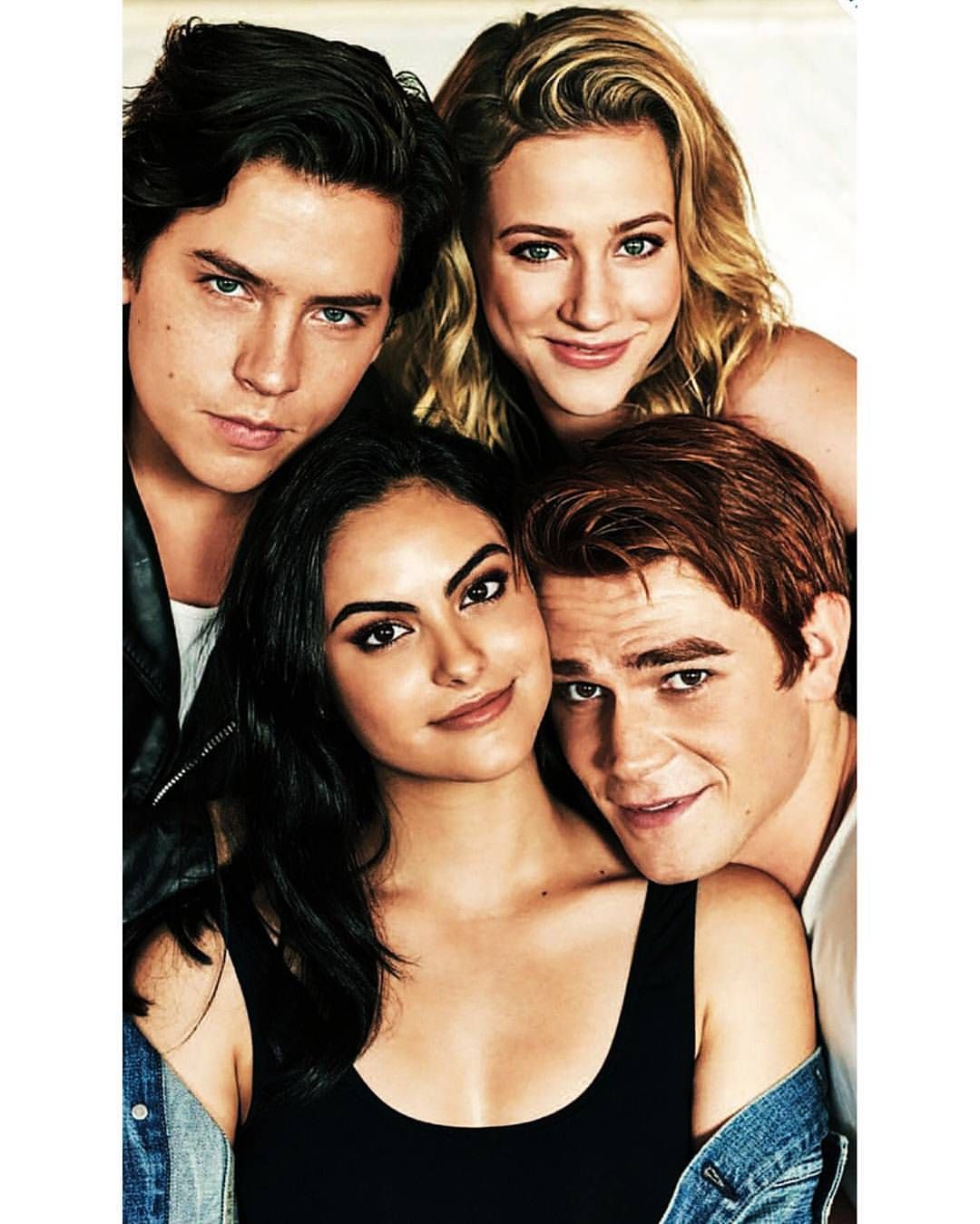 HOT • • • • • #riverdale #thecw #colesprouse #jugheadjones