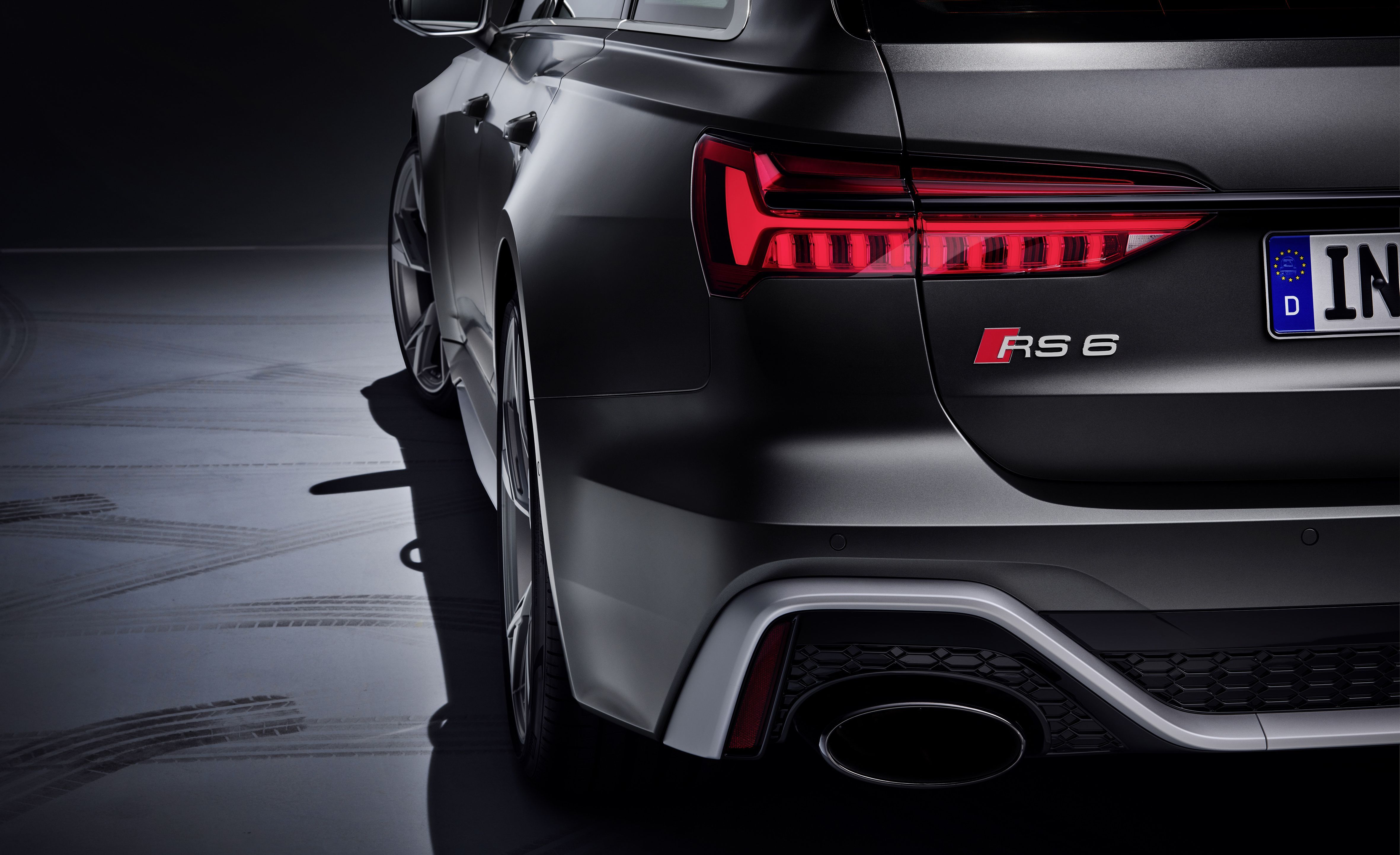 See the 2020 Audi RS6 Avant from Every Angle