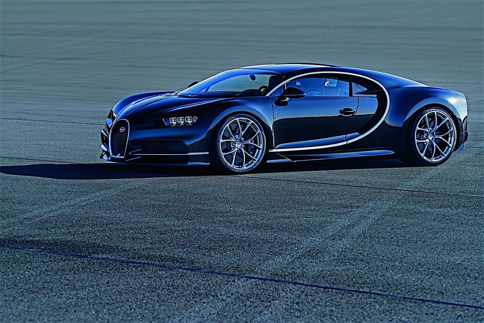 Bugatti Chiron Lets Its Quad Turbocharged W16 Loose