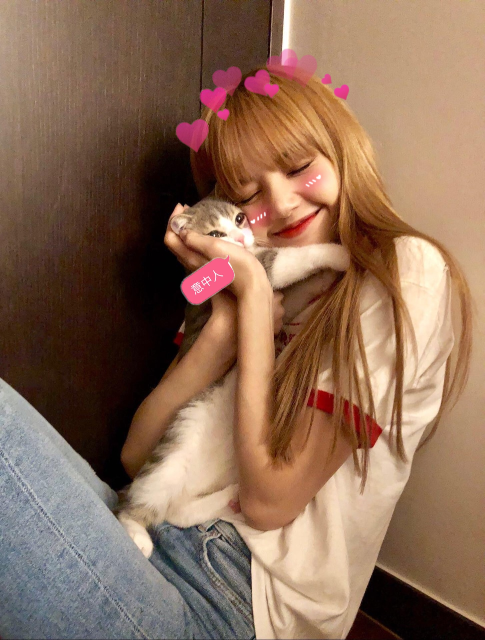 Lalisa Manoban Wallpaper