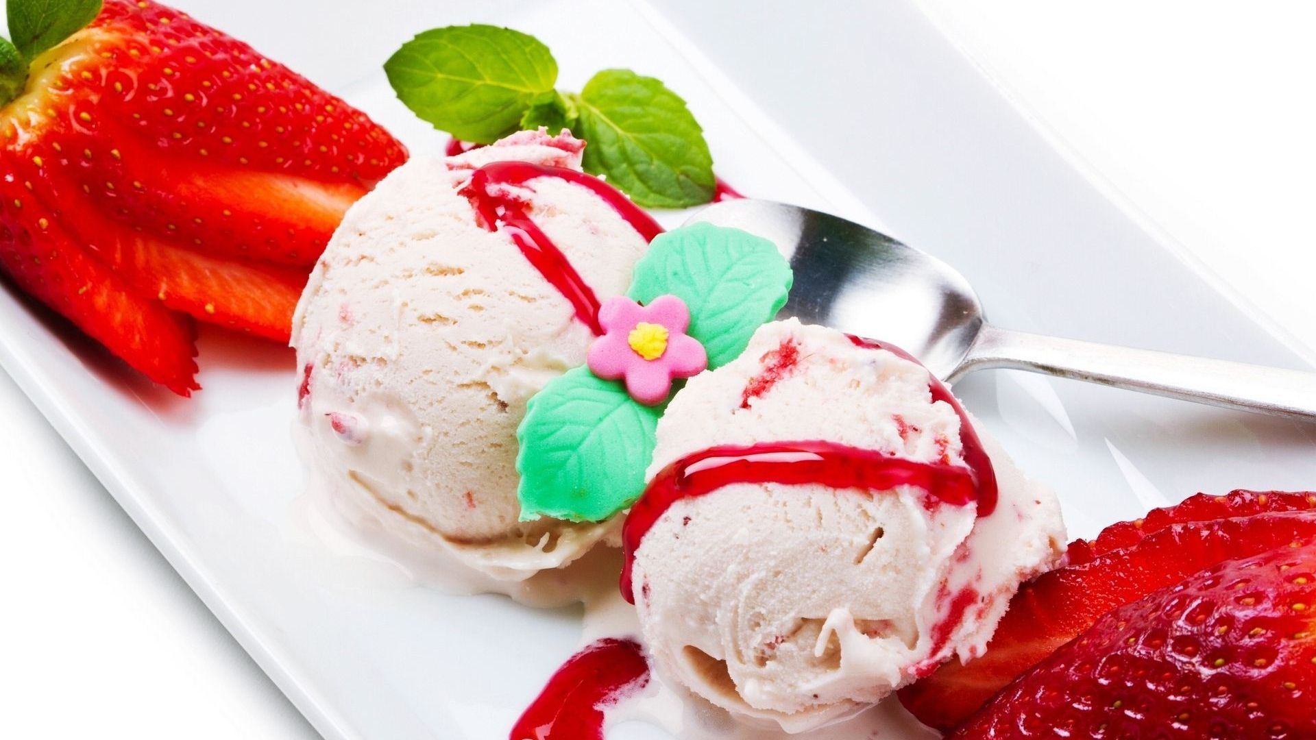 Free download Strawberry ice cream desktop wallpaper HD