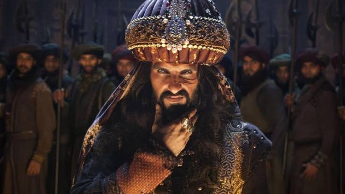 What is Dirilis Ertugrul and why does Imran Khan want Pakistanis