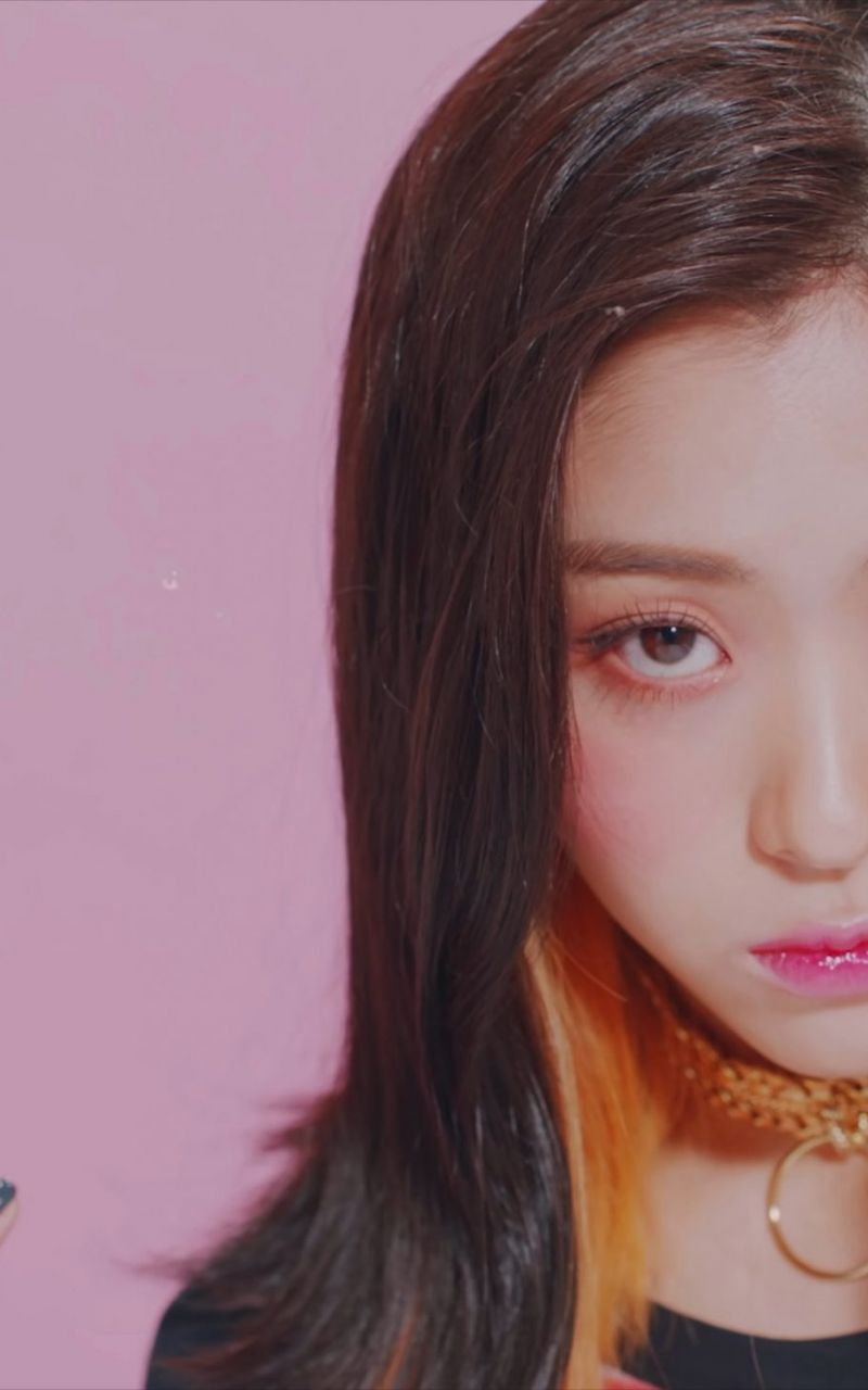 Free download ITZY image Ryujin HD wallpaper and background