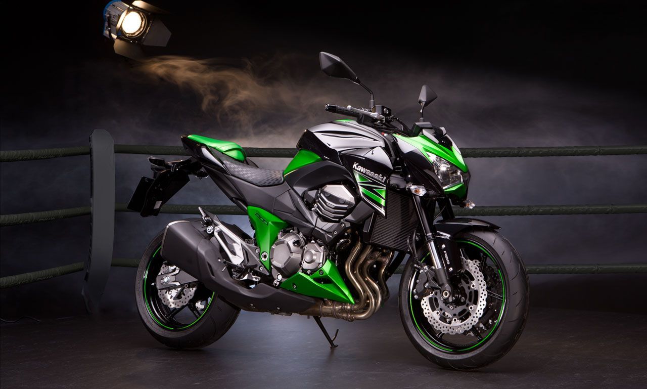 Kawasaki Z800 Super Bike