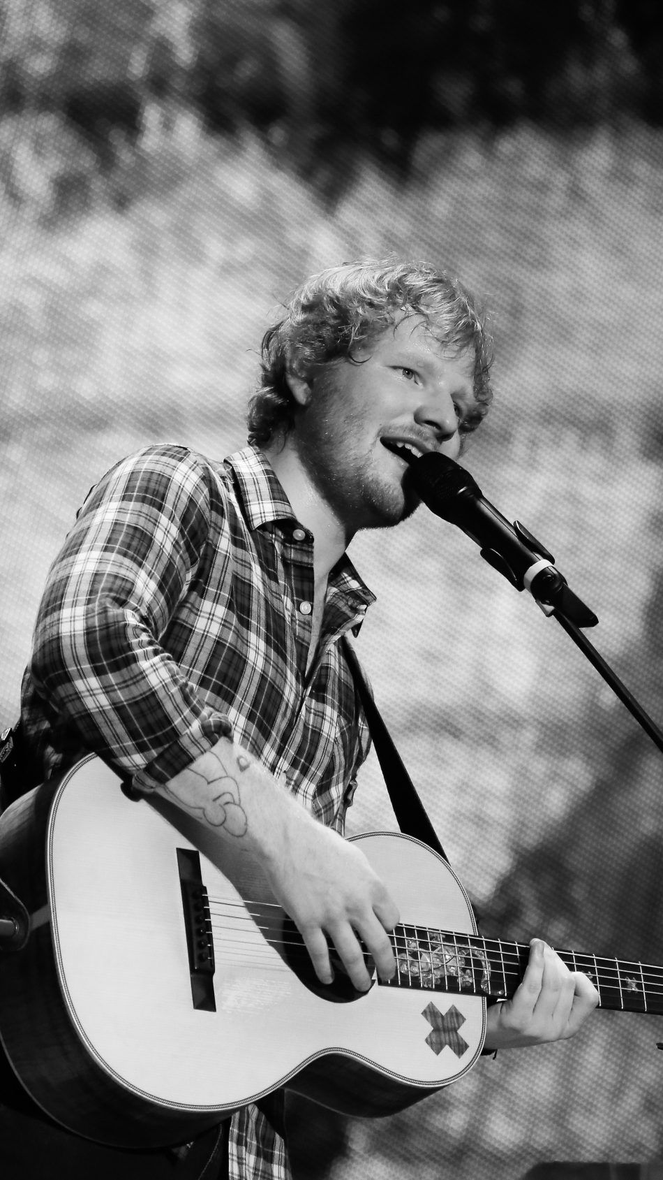 Singer Ed Sheeran Black & White 4k Ultra HD Mobile Sheeran
